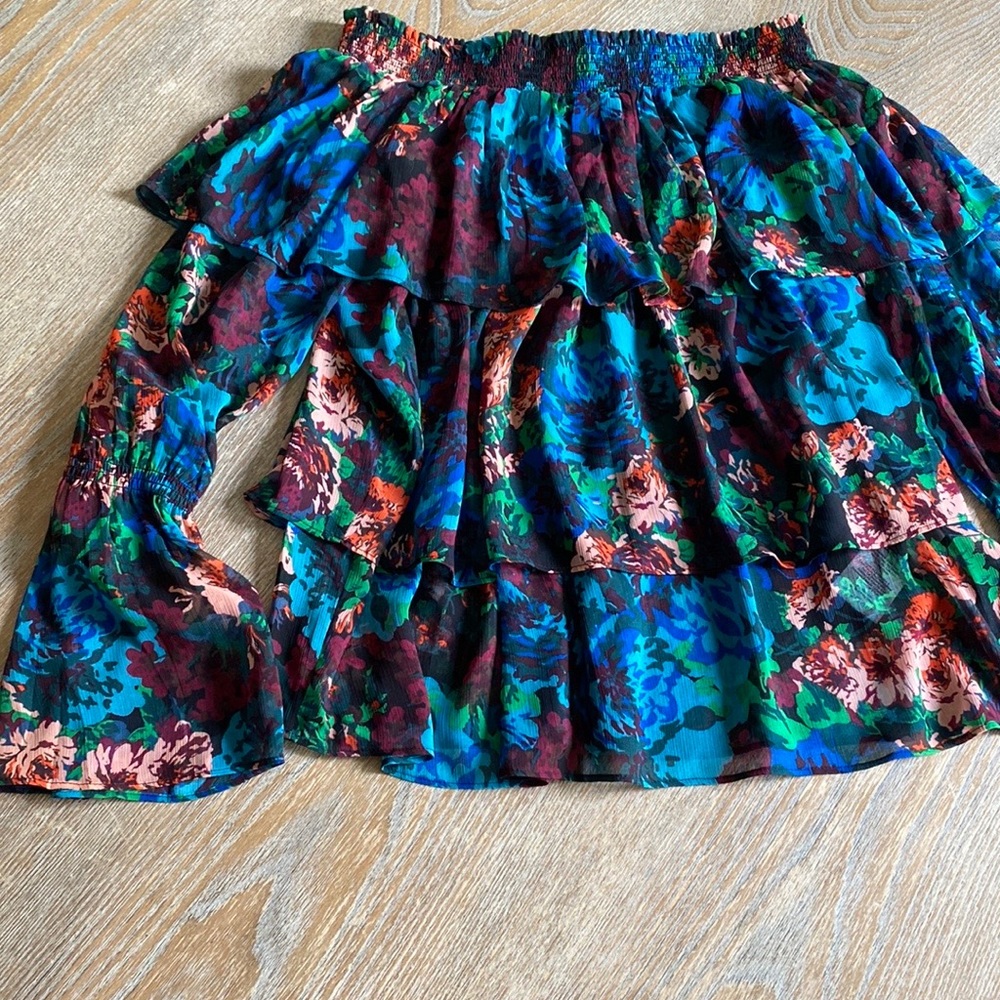 little moon Off the Shoulder Tiered Blouse artizia sz small floral print bell